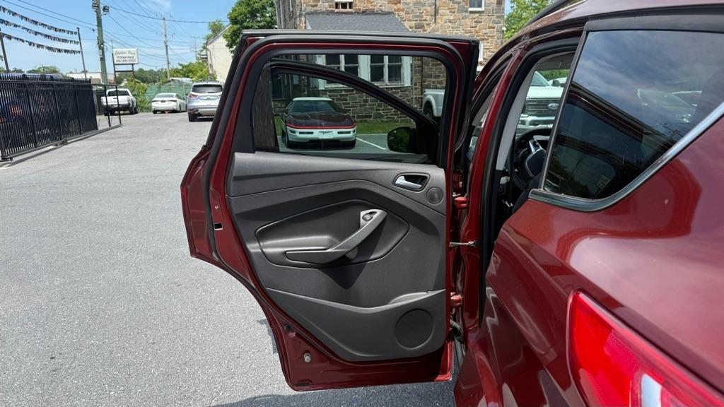 Ford Escape  2016
