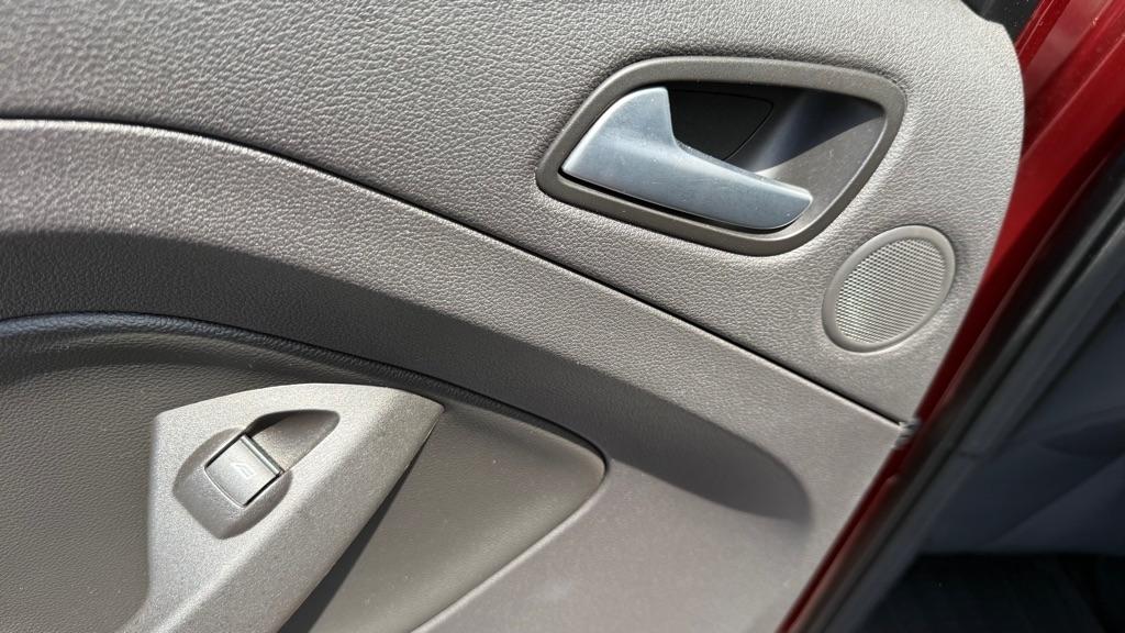 Ford Escape  2016