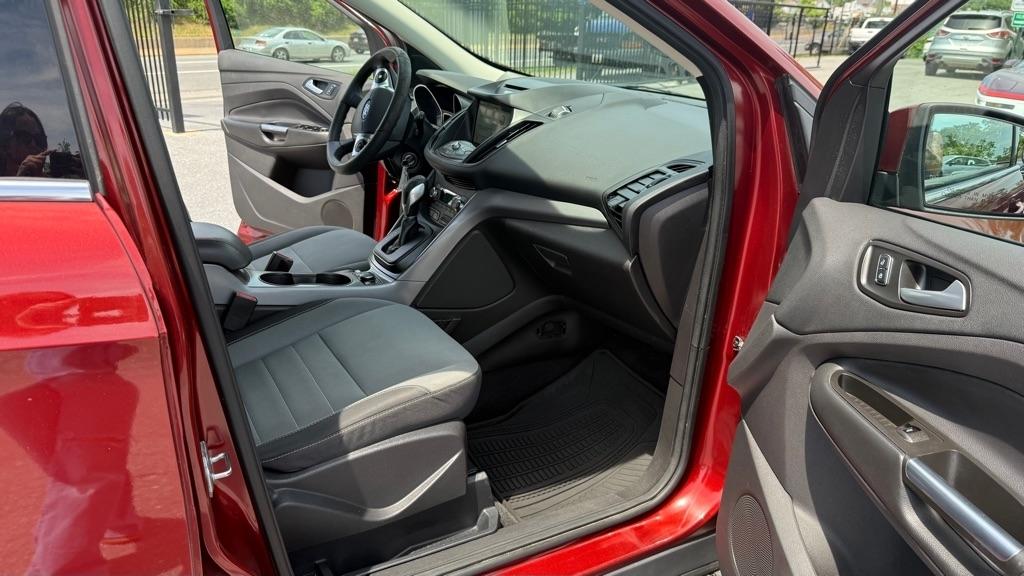 Ford Escape  2016
