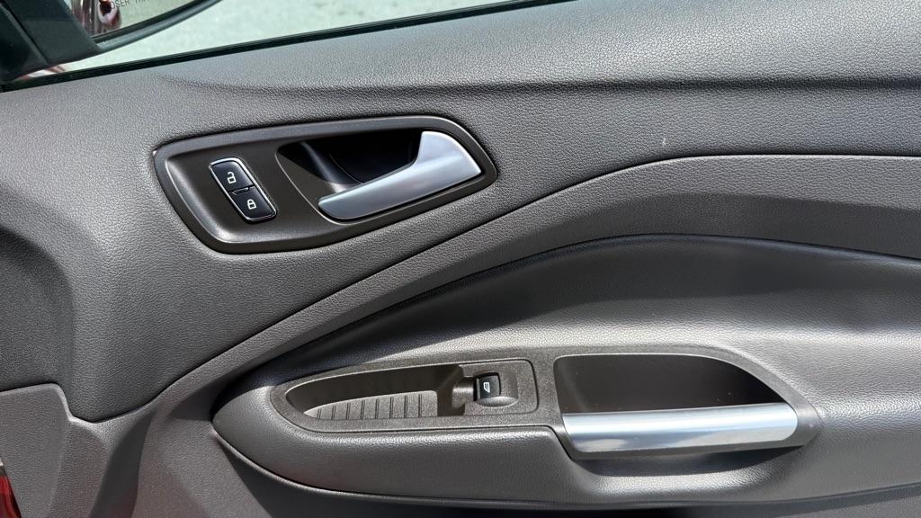 Ford Escape  2016