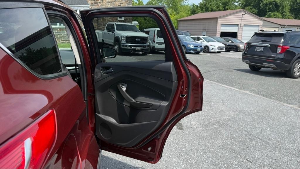 Ford Escape  2016