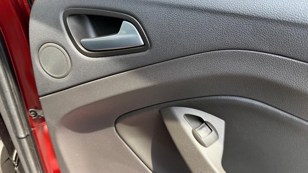 Ford Escape  2016