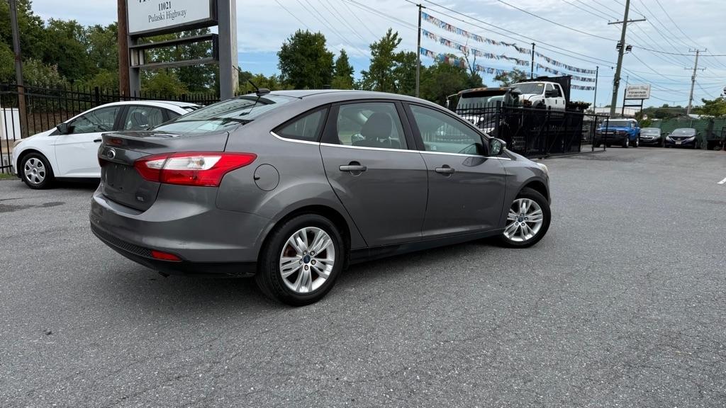 Ford Focus  2012