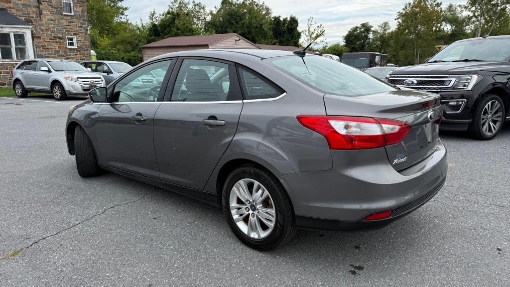 Ford Focus  2012