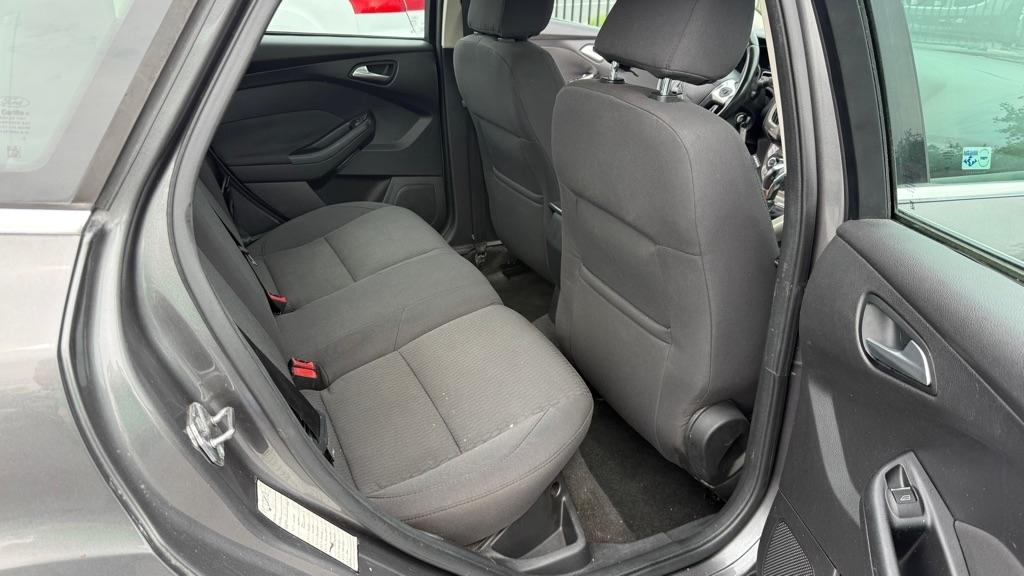 Ford Focus  2012