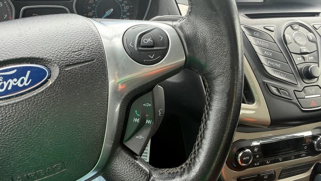 Ford Focus  2012