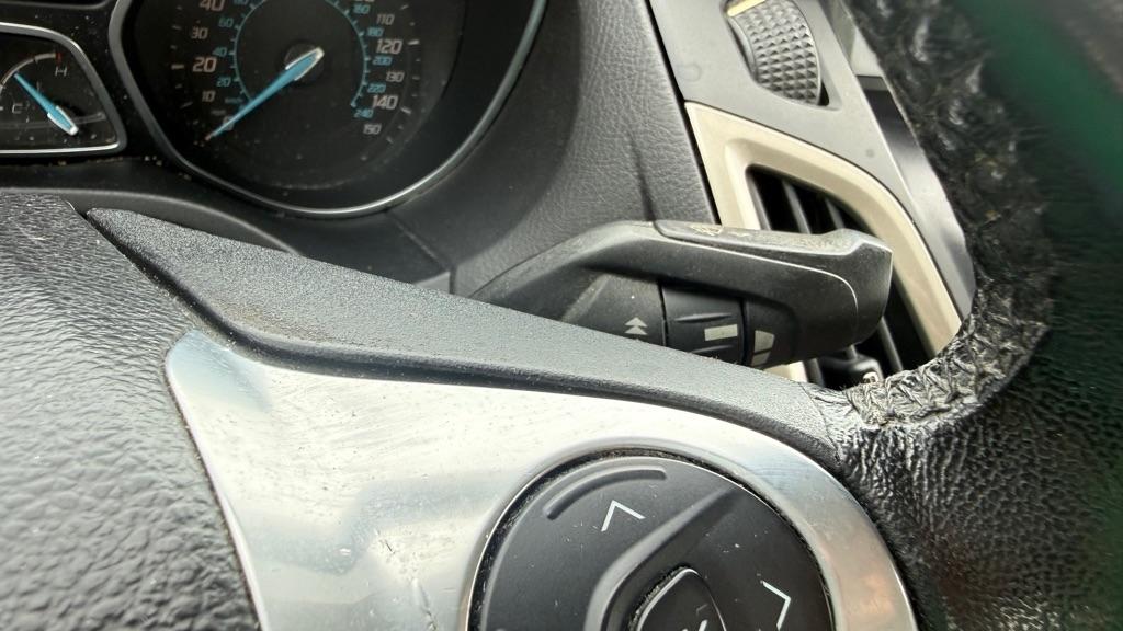 Ford Focus  2012