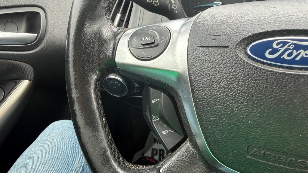 Ford Focus  2012