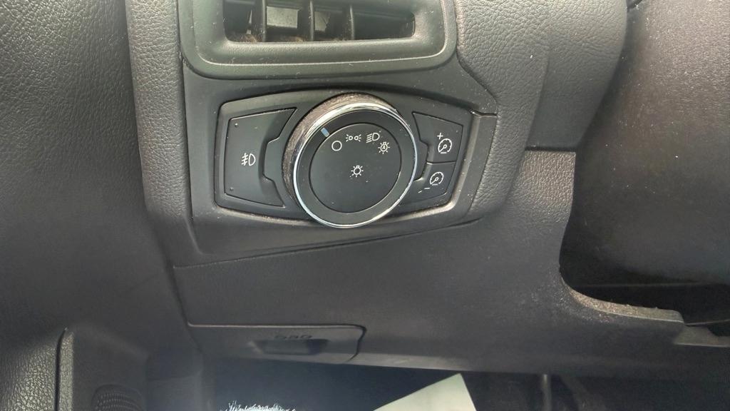 Ford Focus  2012