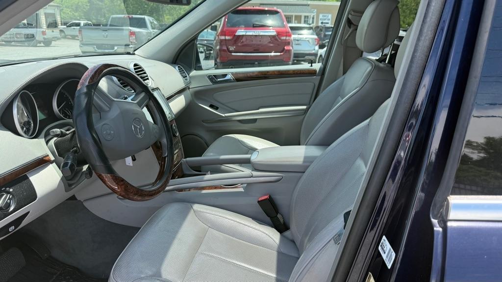 Mercedes-Benz GL-Class  2012