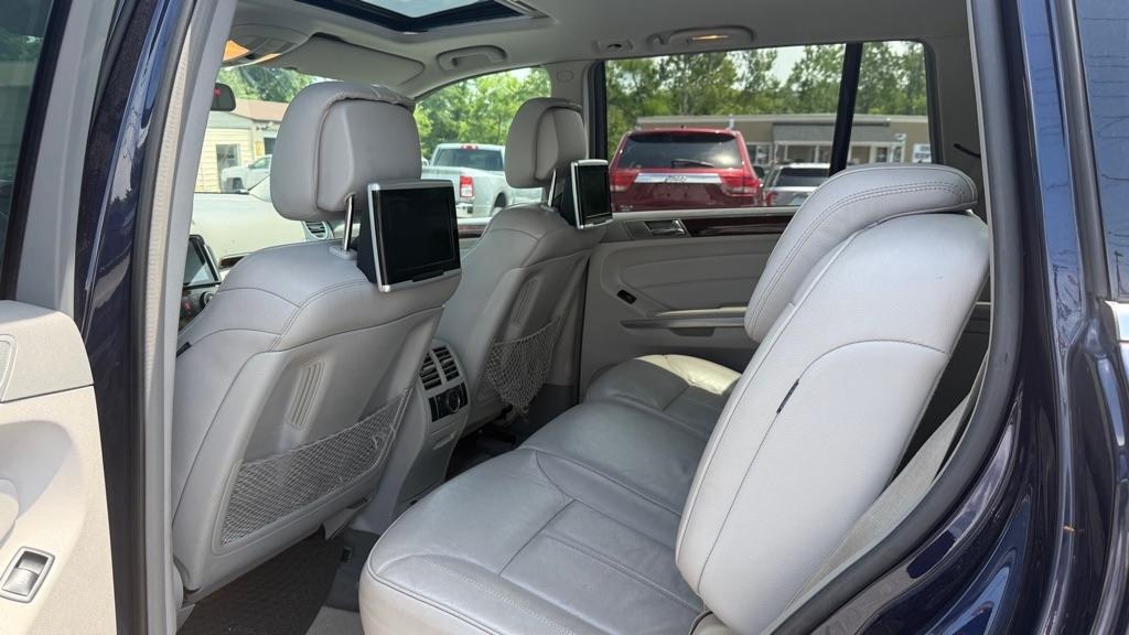 Mercedes-Benz GL-Class  2012