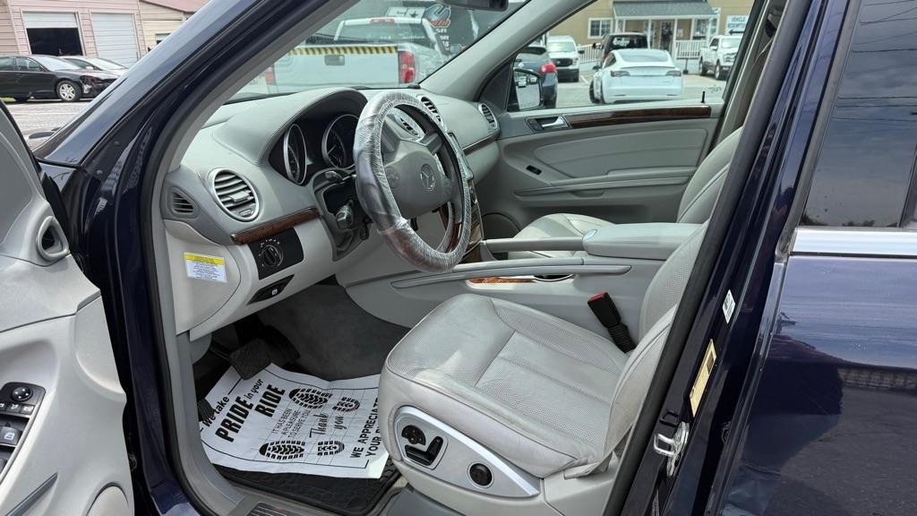 Mercedes-Benz GL-Class  2012
