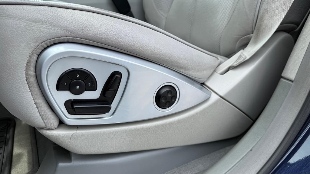 Mercedes-Benz GL-Class  2012