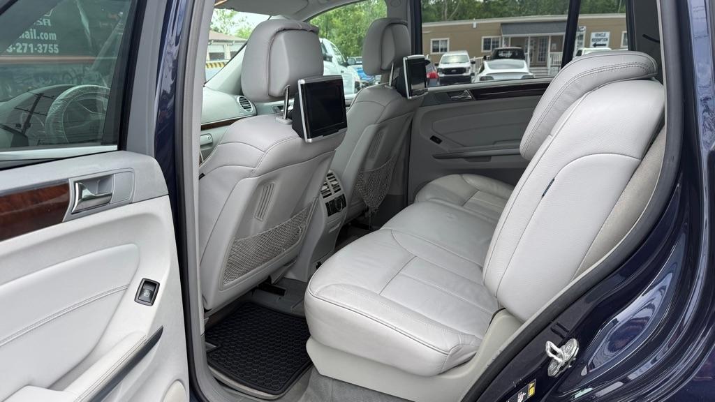 Mercedes-Benz GL-Class  2012
