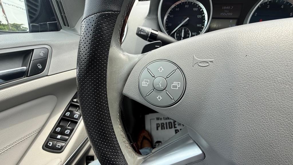 Mercedes-Benz GL-Class  2012