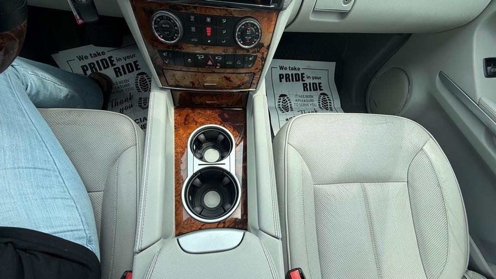 Mercedes-Benz GL-Class  2012