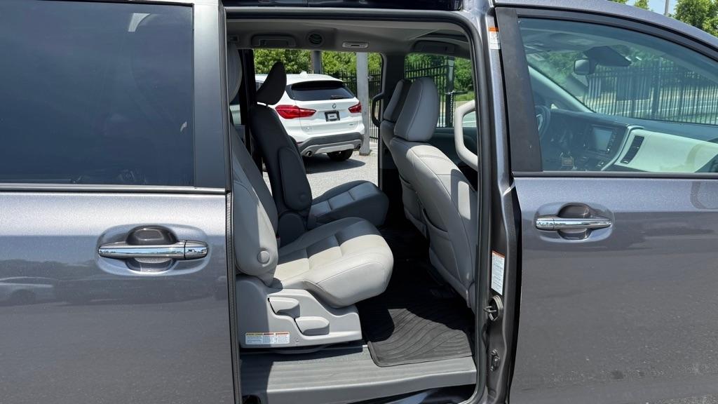 Toyota Sienna  2020