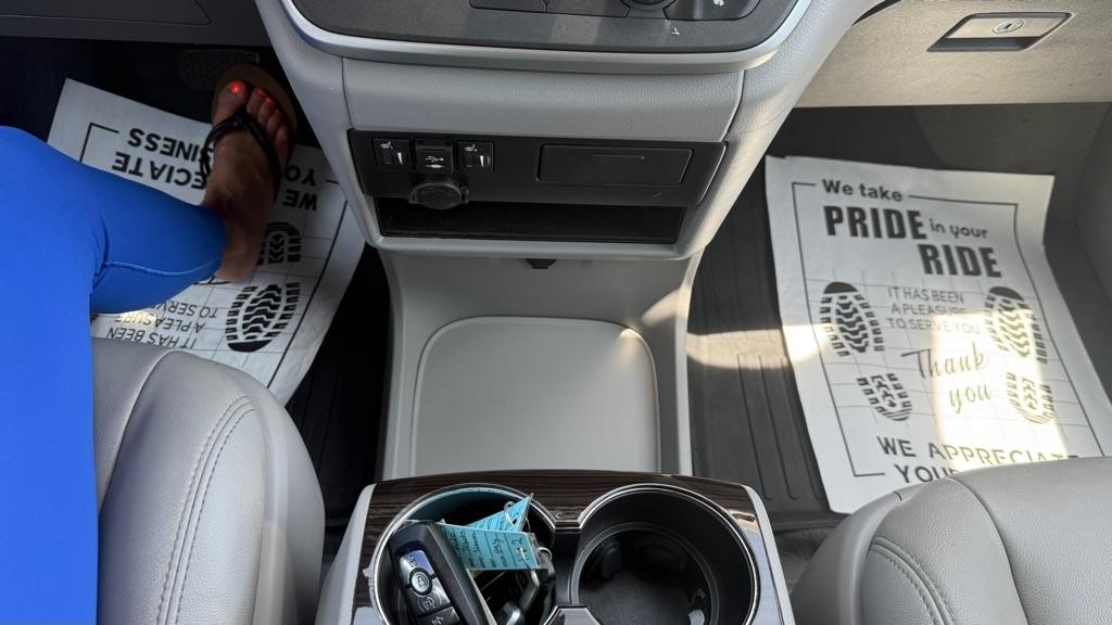 Toyota Sienna  2020