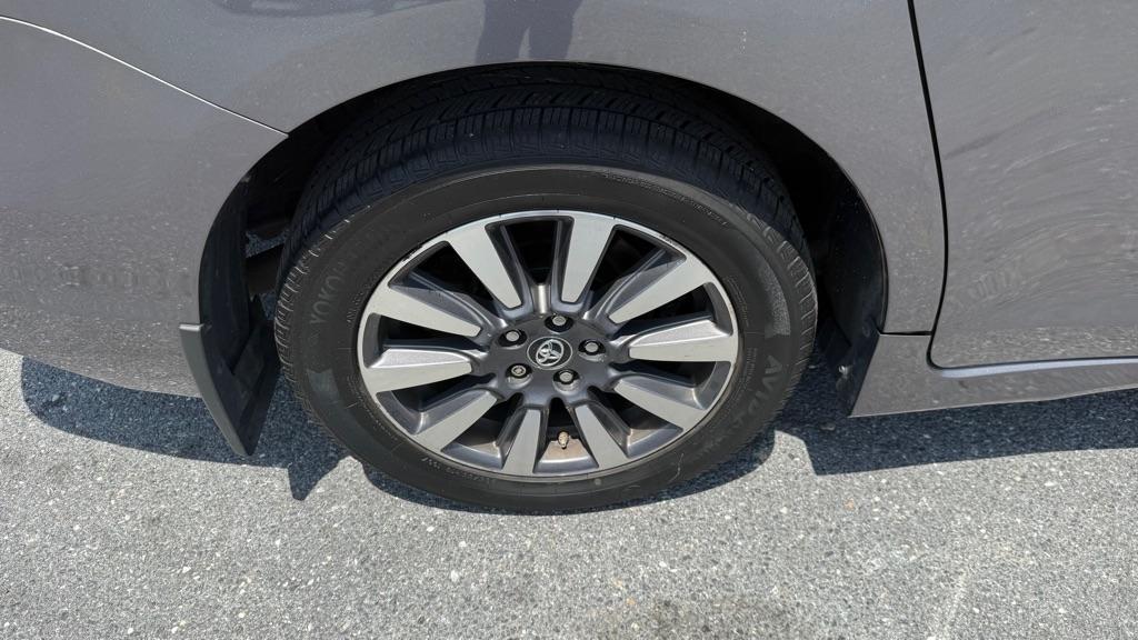 Toyota Sienna  2020