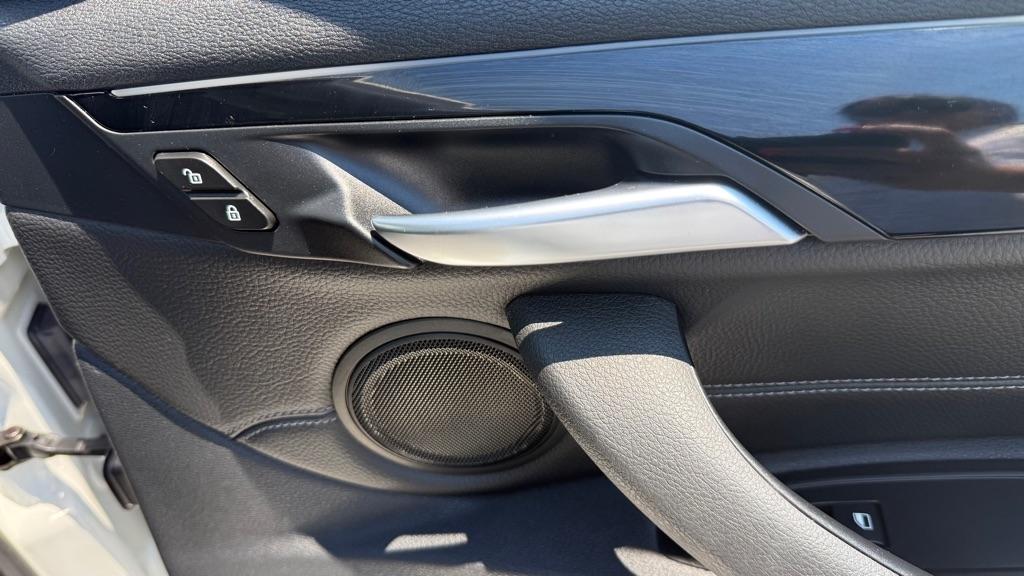 BMW X1  2018