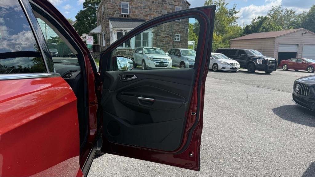Ford Escape  2015