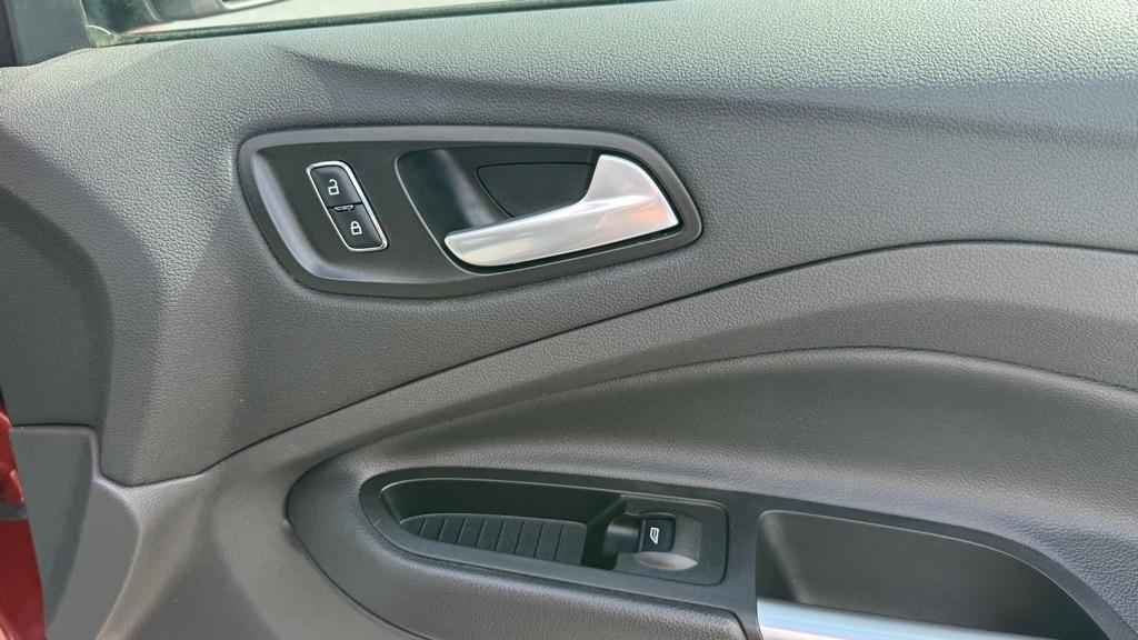 Ford Escape  2015