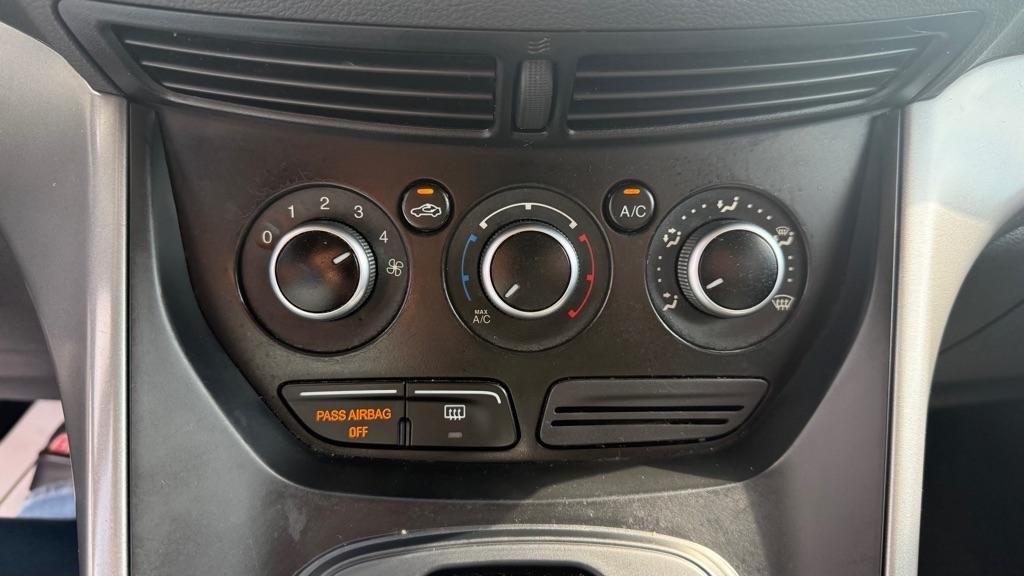 Ford Escape  2015