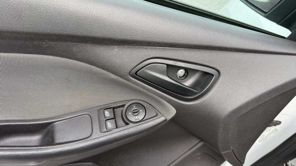 Ford Focus  2013