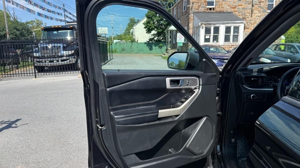 Ford Explorer  2021
