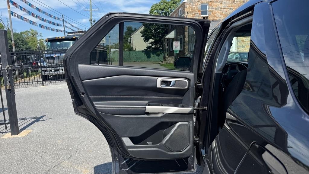 Ford Explorer  2021