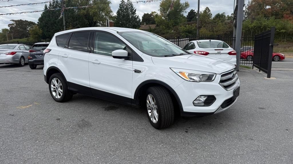 Ford Escape  2017
