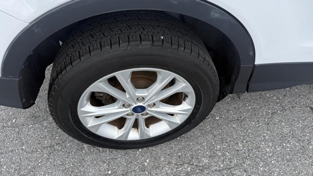 Ford Escape  2017