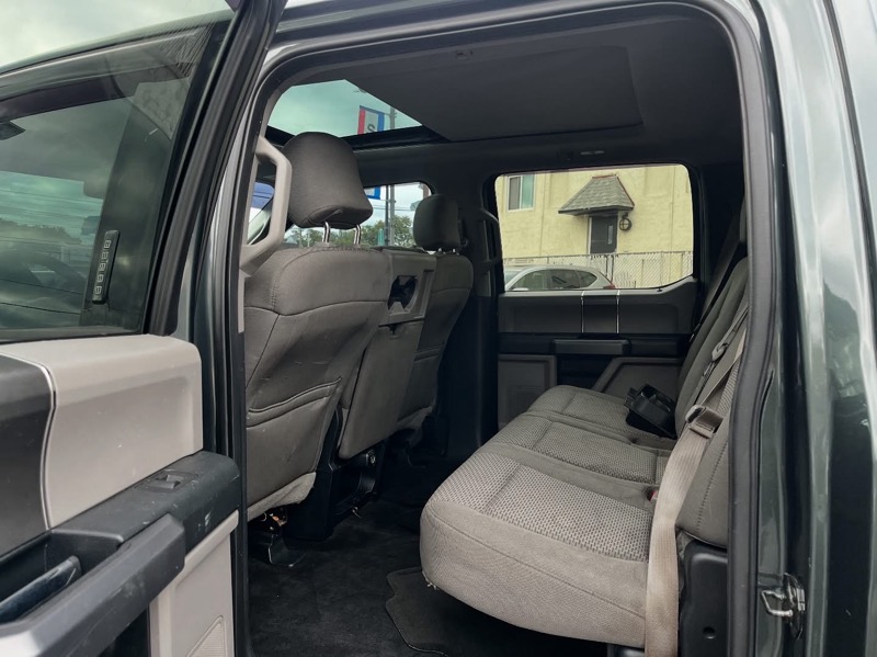 Ford F-150 XLT SuperCrew 6.5-ft. Bed 4WD 2015 Ford F-150 XLT SuperCrew 6.5-ft. Bed 4WD 2015