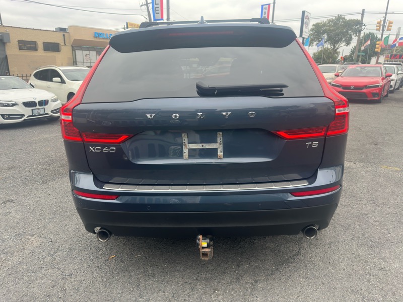 Volvo XC60 T5 Momentum 2020 Volvo XC60 T5 Momentum 2020