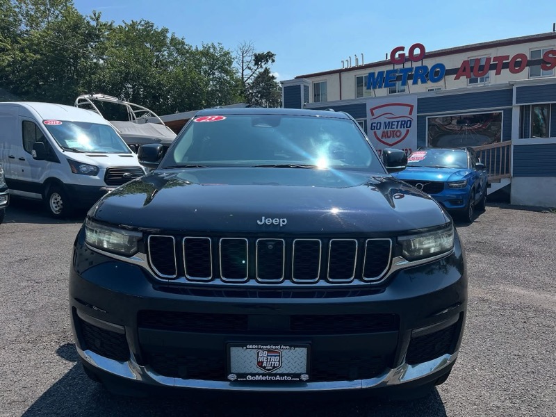 Jeep Grand Cherokee L Limited 4WD 2023 Jeep Grand Cherokee L Limited 4WD 2023