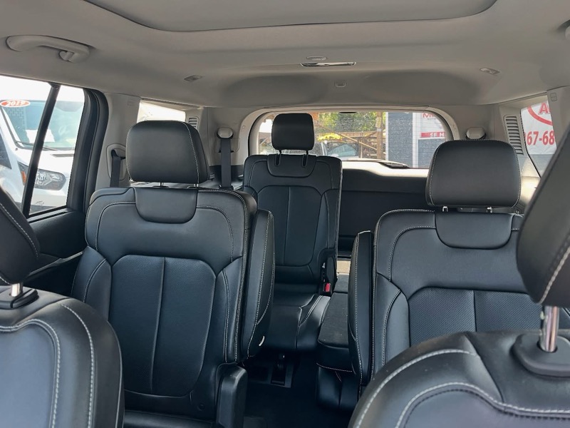 Jeep Grand Cherokee L Limited 4WD 2023 Jeep Grand Cherokee L Limited 4WD 2023