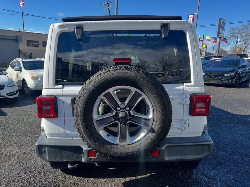 Jeep Wrangler Unlimited Sahara 2018