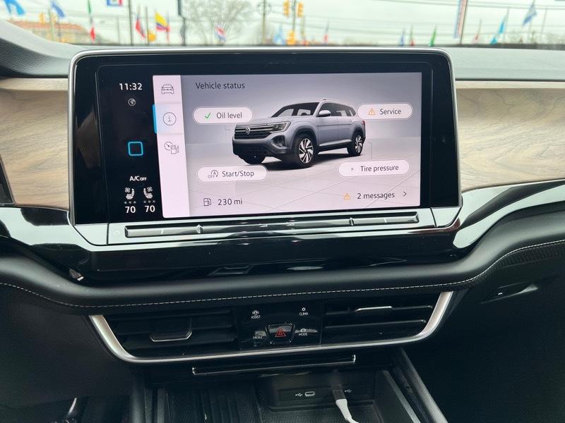 Volkswagen Atlas SE w/Technology 2025