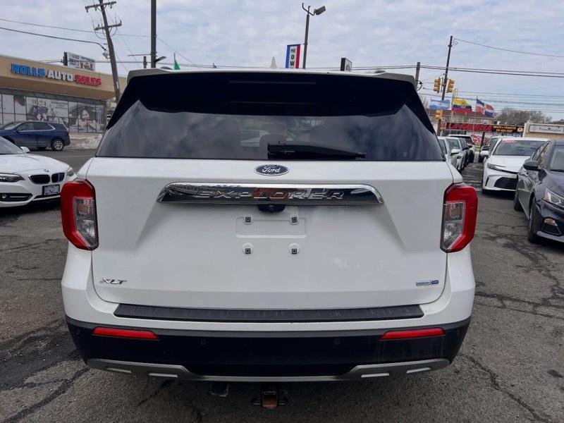 Ford Explorer XLT AWD 2020