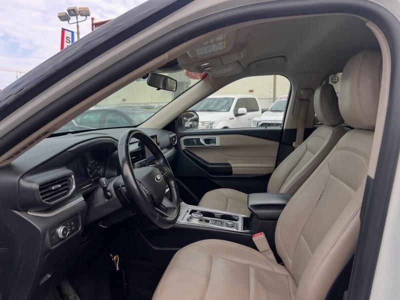 Ford Explorer XLT AWD 2020