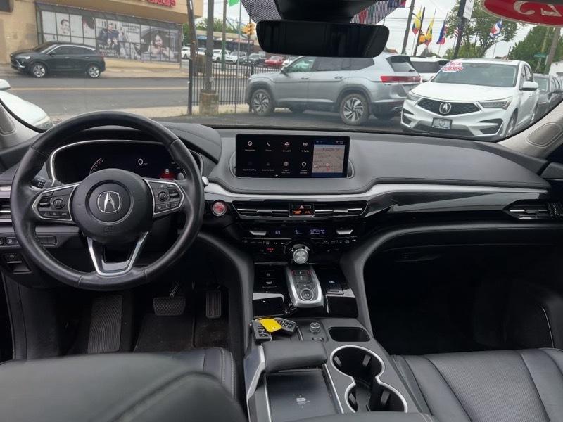 Acura MDX SH-AWD w/Technology Package 2023