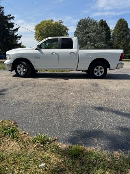 RAM 1500 4WD Quad Cab 140.5" SLT 2018