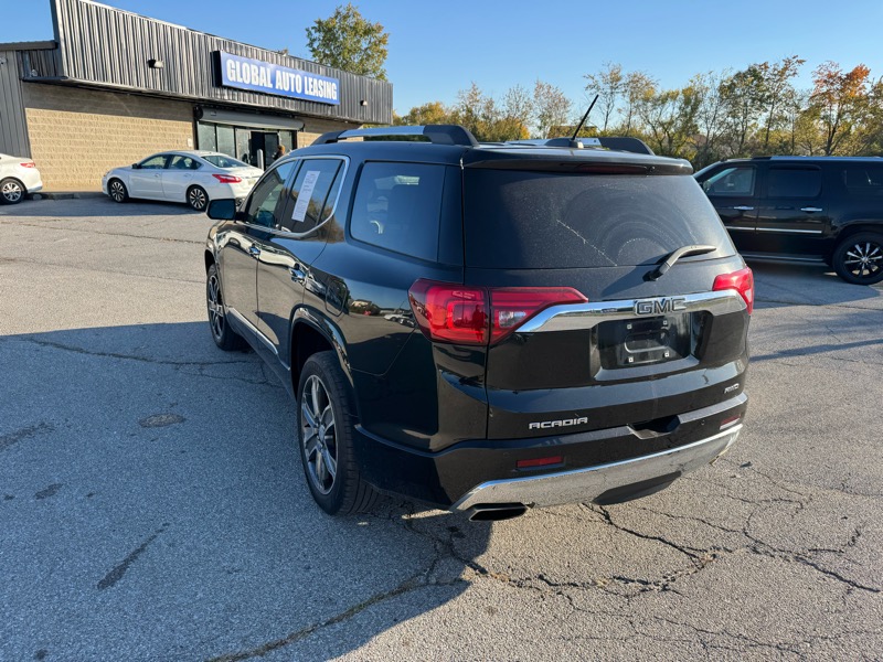 GMC Acadia Denali AWD 2017 GMC Acadia Denali AWD 2017