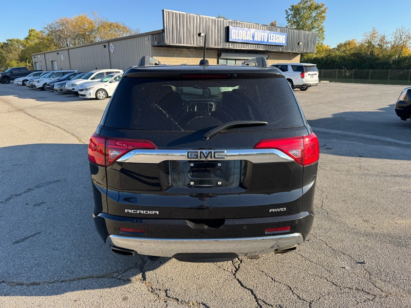 GMC Acadia Denali AWD 2017 GMC Acadia Denali AWD 2017