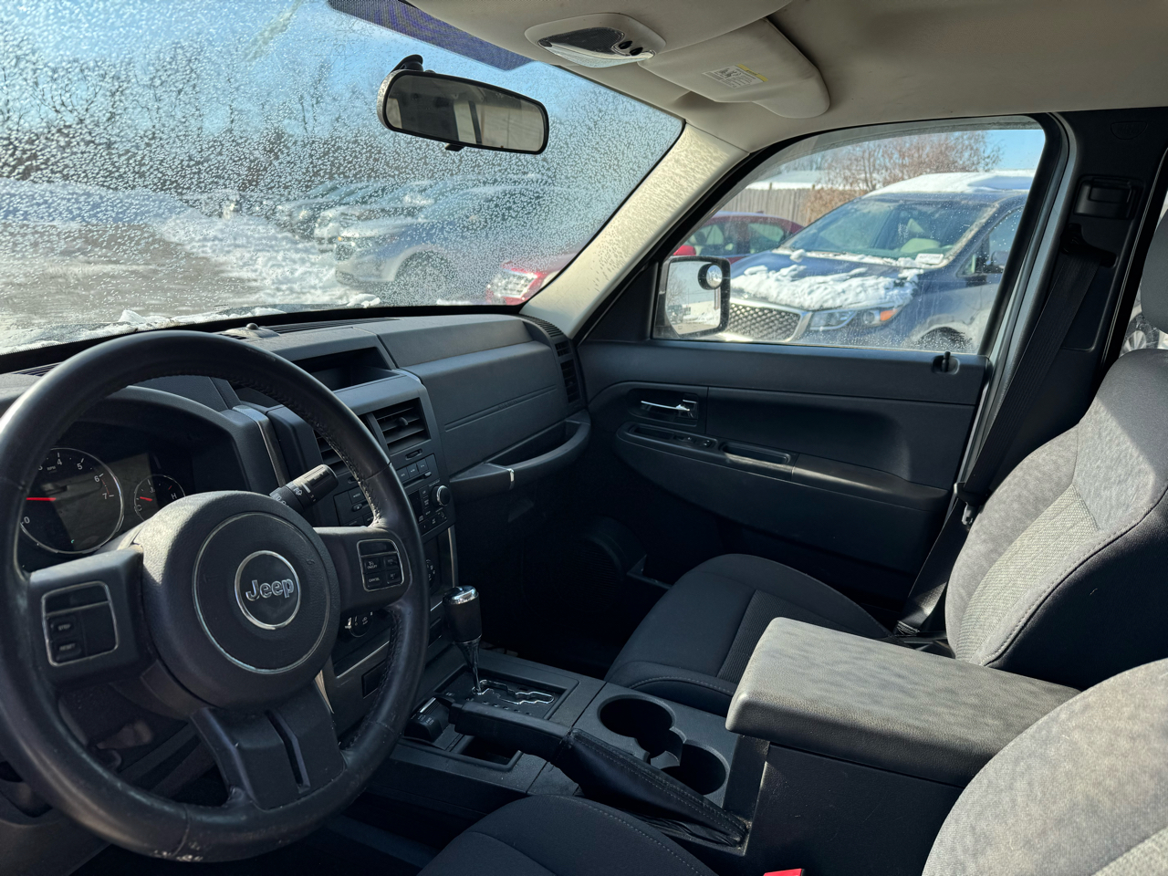 Jeep Liberty Sport 4WD 2011