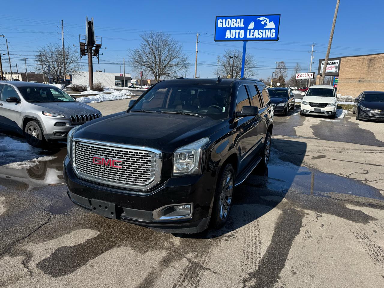 GMC Yukon Denali 4WD 2016