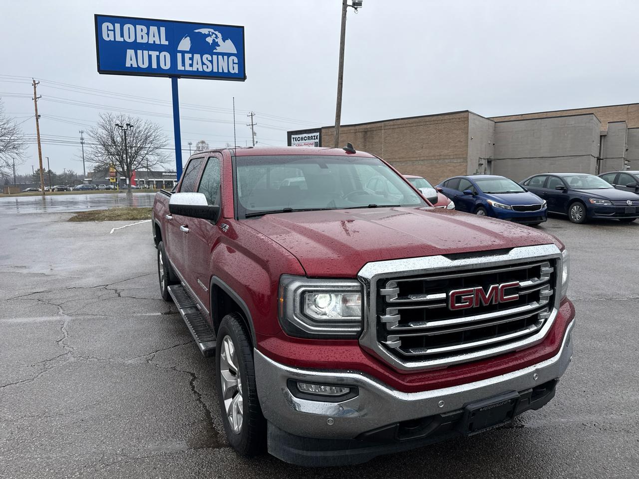 GMC Sierra 1500 4WD Crew Cab 153.0" SLT 2018