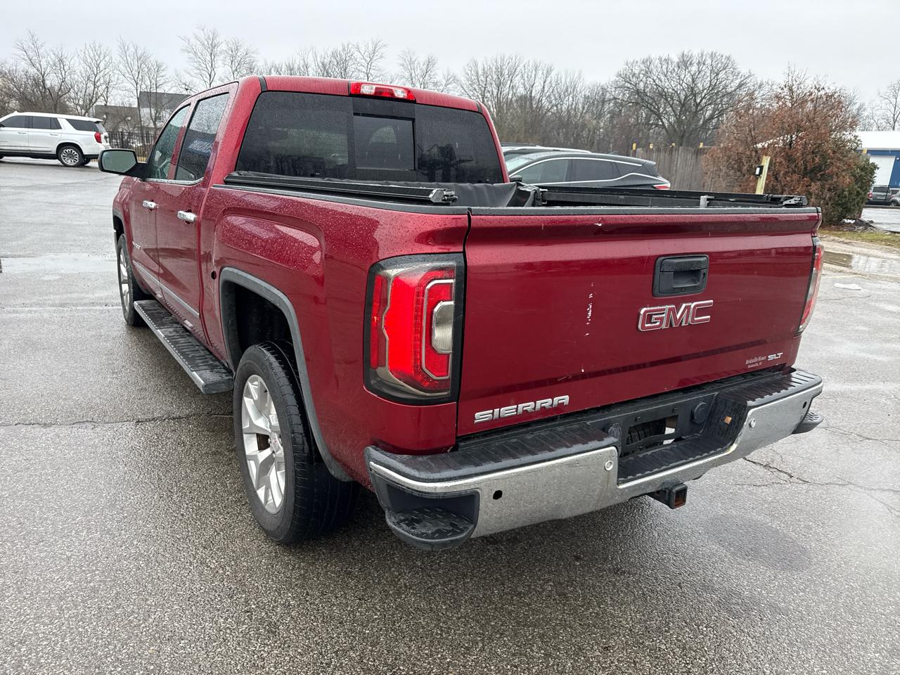 GMC Sierra 1500 4WD Crew Cab 153.0" SLT 2018