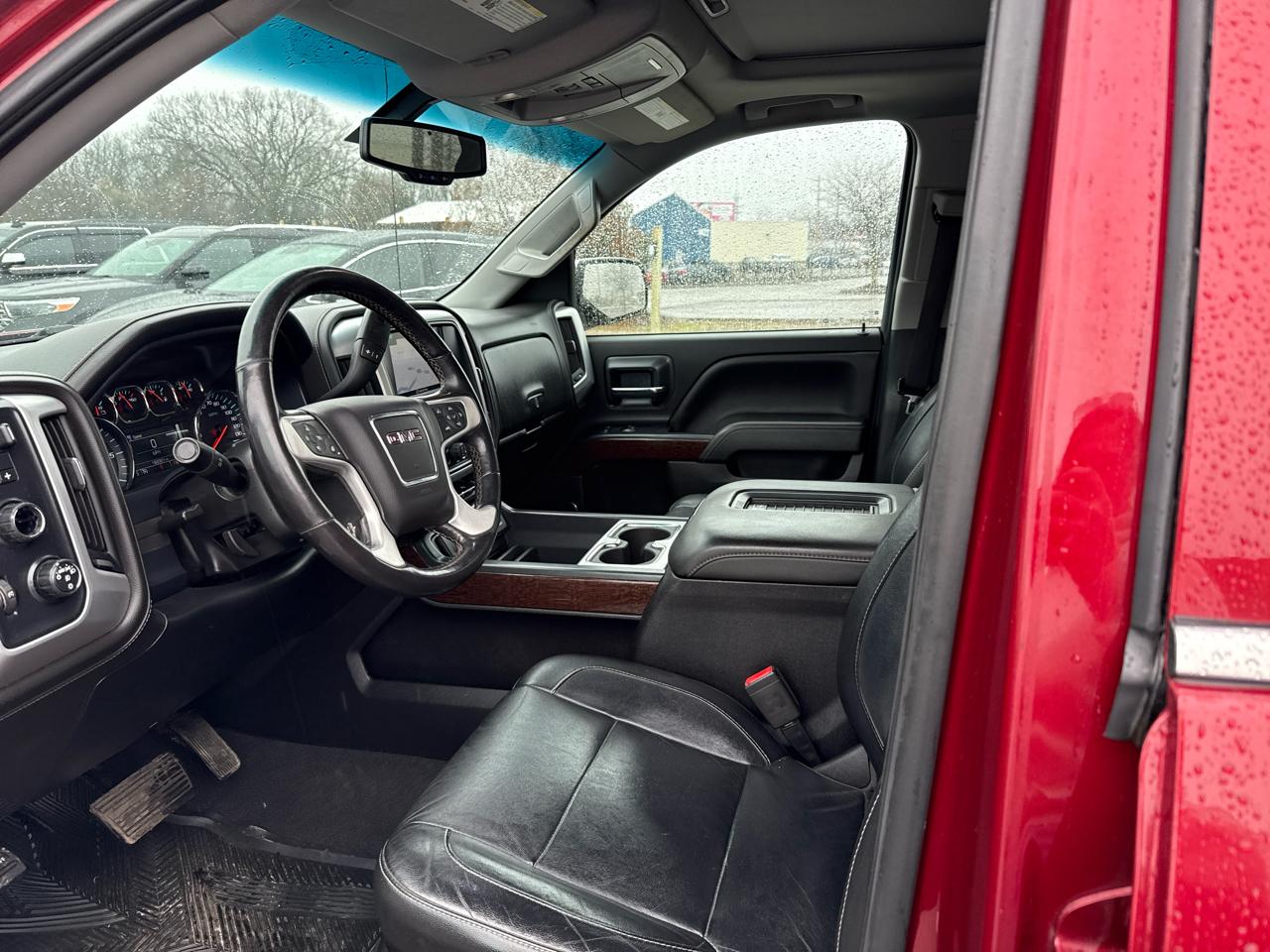 GMC Sierra 1500 4WD Crew Cab 153.0" SLT 2018
