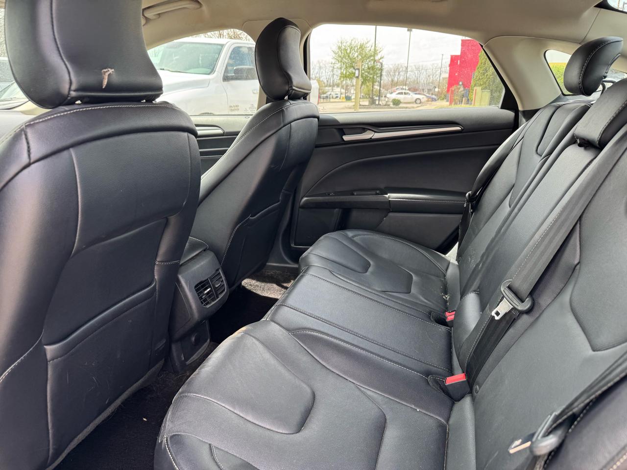 Ford Fusion Titanium AWD 2017